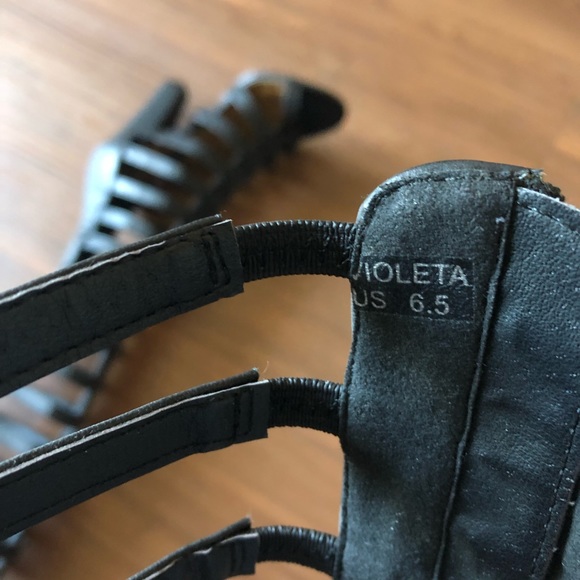 Black Gladiator heeled sandals - Picture 3 of 3